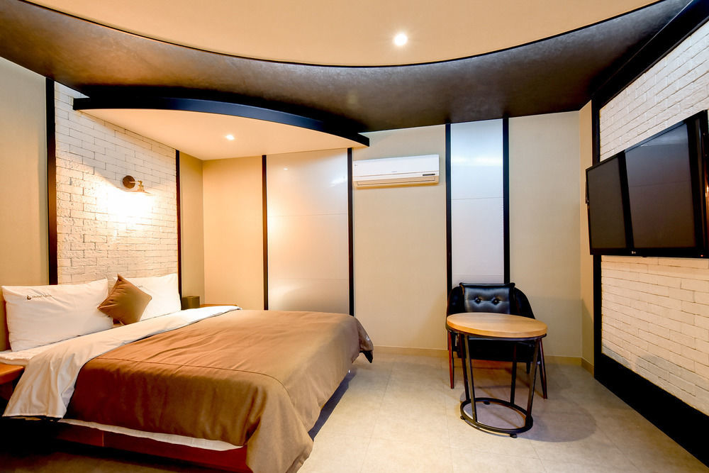 Hotel Ignis Oncheonjang Busan Exterior photo